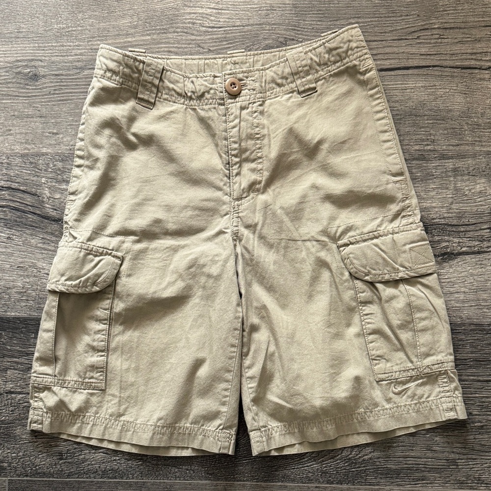 Nike Youth Khaki Cargo Shorts Size 8